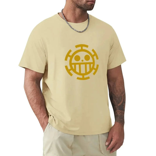 (Miniso) One Piece Anime Trafalgar Law Jolly Roger T-Shirt